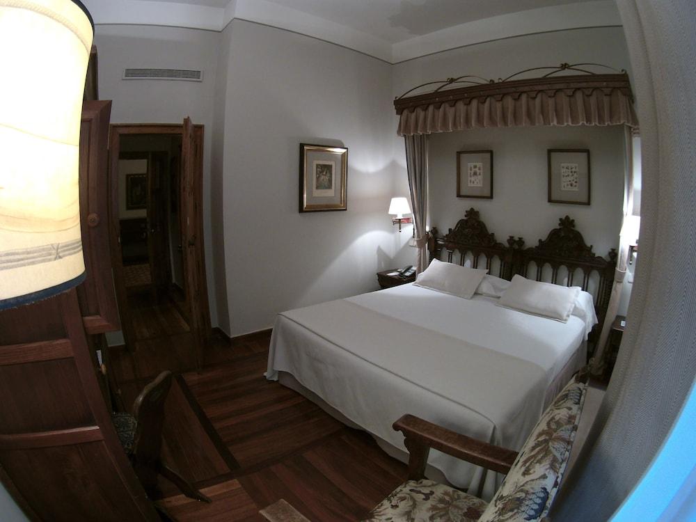 De Santiago - Reis Catolicos 5* Santiago de Compostela