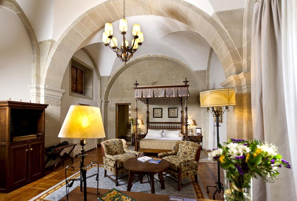 Hotel De Santiago - Reis Catolicos 5*