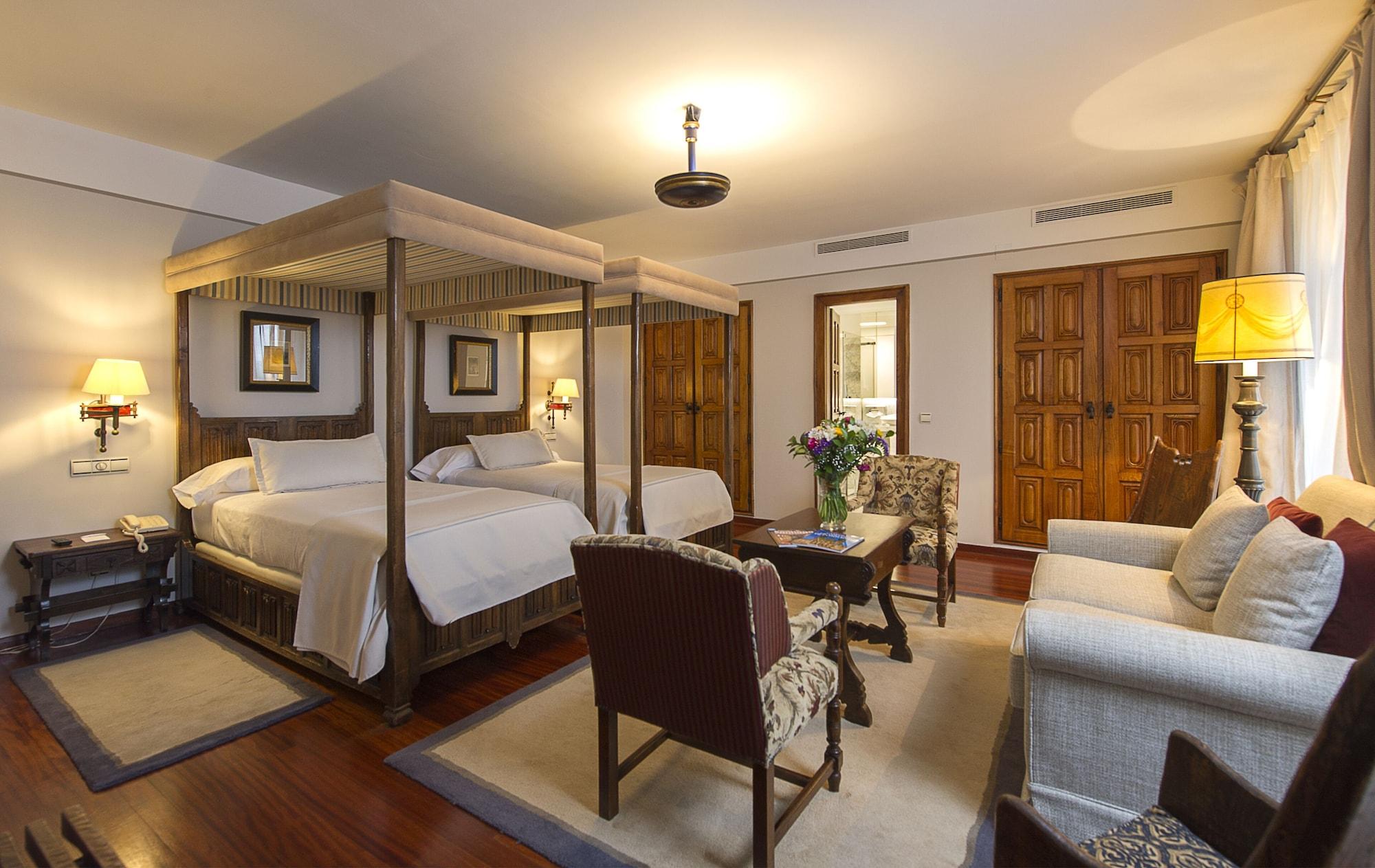 De Santiago - Reis Catolicos Hotel 5*